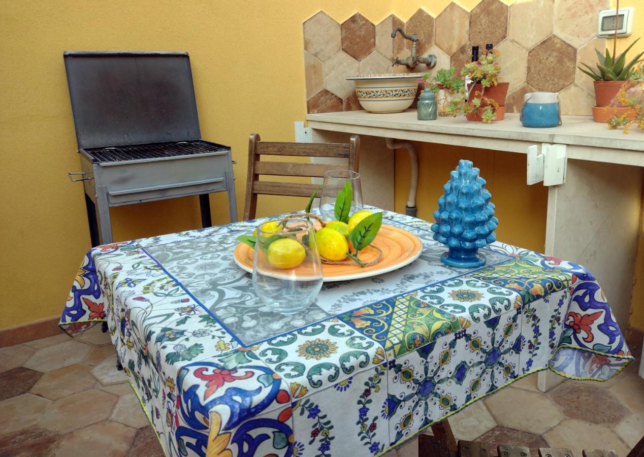 Ragusa Exclusive Flat With Terrace & Bbq Exteriör bild